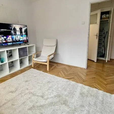 Super Apartament Sawa 2 Metro Wifi 500 Mbs Tv'50 Netflix Hbo Appletv+ Warsaw Exterior photo